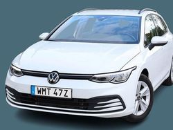 Vit Begagnad 2022 VW Golf VIII Kombi | 230 000 kr (Marknadspris)