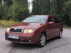 Röd Begagnad 2007 Skoda Fabia Kombi | 16 000 kr (Bra pris)