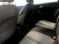 Svart Begagnad 2021 Seat Leon Kombi | 194 900 kr (Marknadspris)