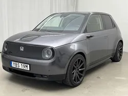 Ljusgrå Begagnad 2020 Honda e Advance Halvkombi | 214 500 kr