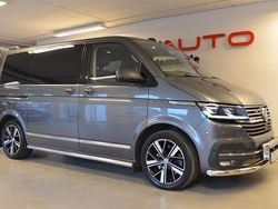 Indiumgrå metallic Begagnad 2020 VW Multivan Highline Van | 459 000 kr (Marknadspris)