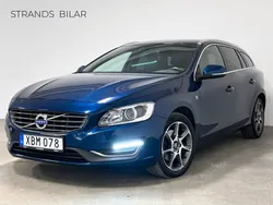 Blå Begagnad 2015 Volvo V60 Ocean Race Kombi | 194 800 kr (Marknadspris)
