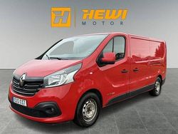Röd Begagnad 2015 Renault Trafic Minibuss | 69 800 kr (Lite dyr)