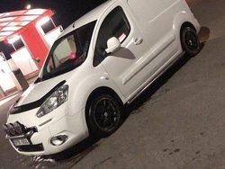 Begagnad 2013 Peugeot Partner Van | 54 000 kr (Dyr)