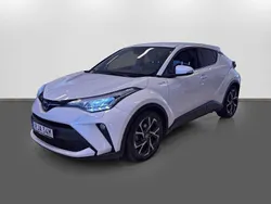 Vit Begagnad 2020 Toyota C-HR Edition SUV | 244 900 kr (Marknadspris)