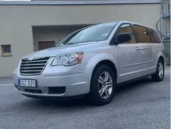 Grå Begagnad 2010 Chrysler Grand Voyager Minibuss | 86 500 kr (Dyr)