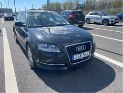 Svart Begagnad 2011 Audi A3 Sportback Attraction Halvkombi | 39 900 kr (Dyr)