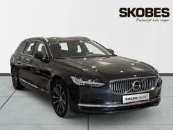 Grå Begagnad 2022 Volvo V90 Inscription Kombi | 414 500 kr (Marknadspris)