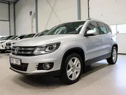 Grå Begagnad 2012 VW Tiguan SUV | 144 900 kr (Marknadspris)