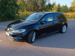 Svart Begagnad 2017 VW Golf VII Halvkombi | 165 000 kr (Bra pris)