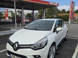 Vit Begagnad 2019 Renault Clio IV Zen Halvkombi | 89 000 kr (Bra pris)