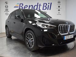 Svart Begagnad 2024 BMW X1 M Sport SUV | 529 500 kr (Marknadspris)