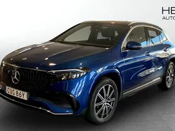 Blå (blue) Begagnad 2024 Mercedes EQA300 AMG line SUV | 519 900 kr (Dyr)