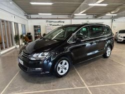 Svart Begagnad 2017 VW Sharan GT Minibuss | 199 900 kr (Bra pris)