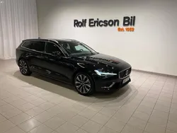 Svart Begagnad 2024 Volvo V60 Core Kombi | 399 500 kr (Marknadspris)