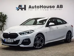 Vit Begagnad 2021 BMW 218 M Sport Sportkupé | 264 000 kr (Marknadspris)