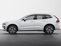 Vit Ny 2025 Volvo XC60 Core SUV | 584 900 kr (Bra pris)
