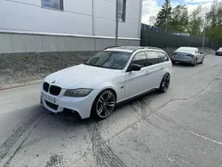 Vit Begagnad 2009 BMW 320 M Sport Kombi | 80 000 kr (Marknadspris)