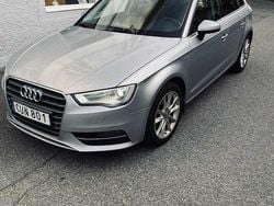 Silver Begagnad 2015 Audi A3 Sportback e-tron Sedan | 119 900 kr (Marknadspris)