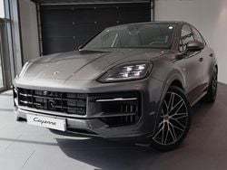 Grå (black) Ny 2025 Porsche Cayenne SUV | 1 597 800 kr (Dyr)