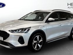 Grå (silver) Begagnad 2022 Ford Focus Active Kombi | 194 900 kr (Bra pris)