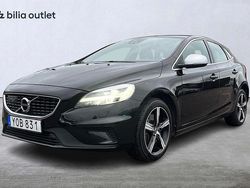 Svart Begagnad 2018 Volvo V40 R-Design Halvkombi | 219 900 kr (Lite dyr)