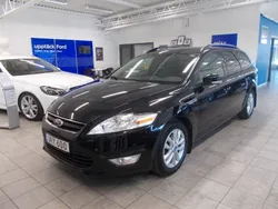 Svart (panther black met) Begagnad 2011 Ford Mondeo Titanium Kombi | 89 400 kr (Dyr)