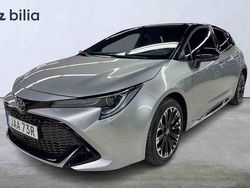 Silver Begagnad 2022 Toyota Corolla Hybrid Sport Halvkombi | 299 900 kr (Dyr)