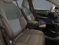 Vit Begagnad 2025 Volvo EX30 Plus SUV | 385 000 kr