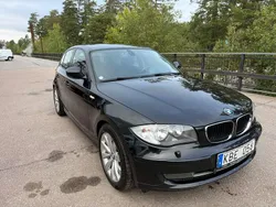 Svart Begagnad 2010 BMW 118 Advantage Halvkombi | 79 800 kr (Marknadspris)
