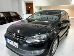 Svart Begagnad 2010 VW Polo Halvkombi | 69 900 kr (Marknadspris)