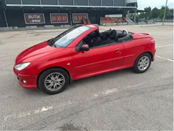 Röd Begagnad 2006 Peugeot 206 CC Cab | 20 000 kr (Marknadspris)