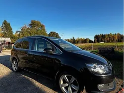 Svart Begagnad 2015 VW Sharan Minibuss | 110 000 kr (Bra pris)