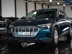 Blå Begagnad 2020 Audi e-tron Comfort SUV | 244 500 kr (Superpris)