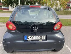 Grå Begagnad 2008 Toyota Aygo Halvkombi | 52 000 kr (Marknadspris)