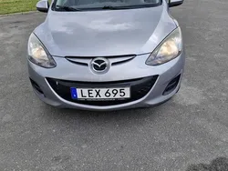 Grå Begagnad 2010 Mazda 2 Halvkombi | 75 000 kr (Marknadspris)