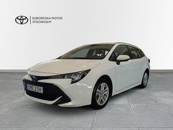 Vit Begagnad 2022 Toyota Corolla Active Kombi | 249 900 kr (Bra pris)