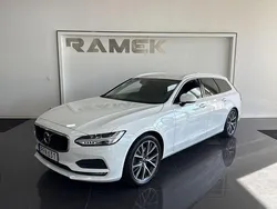 Vit Begagnad 2017 Volvo V90 Momentum Kombi | 189 000 kr (Marknadspris)