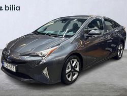 Grå Begagnad 2016 Toyota Prius Active Halvkombi | 179 900 kr