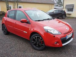 Röd Begagnad 2012 Renault Clio R.S. Halvkombi | 54 900 kr (Lite dyr)