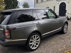 Grå Begagnad 2014 Land Rover Range Rover Autobiography SUV | 275 000 kr