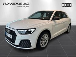 Vit Ny 2025 Audi A1 Sportback Proline Halvkombi | 239 000 kr (Bra pris)