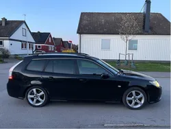 Svart Begagnad 2008 BMW 335 Sportkupé | 25 000 kr