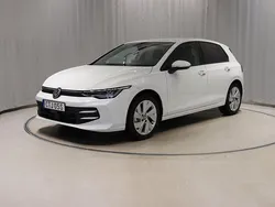 Vit (pure white) Begagnad 2025 VW Golf VIII Kombi | 298 900 kr (Bra pris)