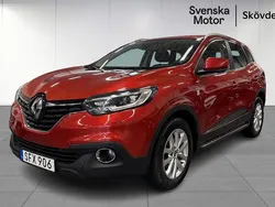 Röd Begagnad 2016 Renault Kadjar SUV | 139 200 kr (Marknadspris)