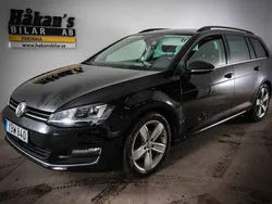 Svart Begagnad 2016 VW Golf VII Highline Kombi | 199 500 kr (Lite dyr)