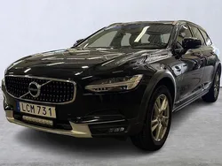 Svart Begagnad 2018 Volvo V90 CC Business Edition Kombi | 219 900 kr (Lite dyr)