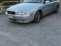 Grå Begagnad 2004 Volvo S80 Business Edition Sedan | 10 000 kr (Superpris)