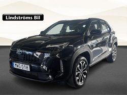 Svart Begagnad 2023 Toyota Yaris Cross Active SUV | 314 000 kr (Lite dyr)