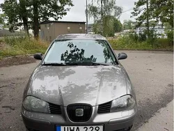 Grå Begagnad 2004 Seat Cordoba Sedan | 25 000 kr